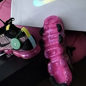 Nike Air VaporMax Flyknit 3 Shoes **PRICE DROP!!**